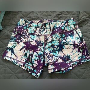 Born Primitive shorts